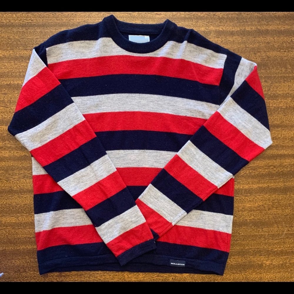 Hollister Co. sweater